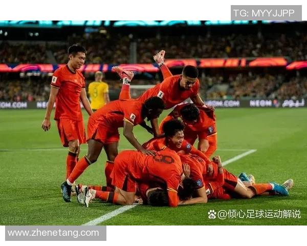 成都足球队在世界杯中的灵活性表现引发热议展现出强大竞争力与战术适应能力 成都足球队在世界杯中的灵活性表现引发热议展现出强大竞争力与战术适应能力