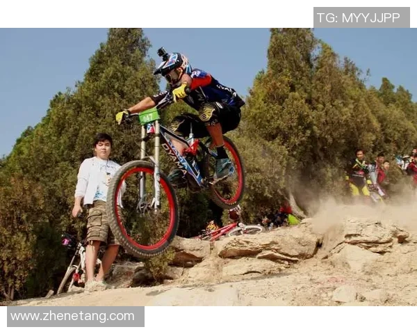 赛后复盘:武汉极限运动队 vs 重庆极限运动队的战术 赛后复盘:武汉极限运动队 vs 重庆极限运动队的战术